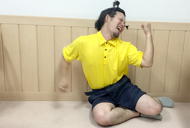ダダをこねる男の子(トン之丞)の写真